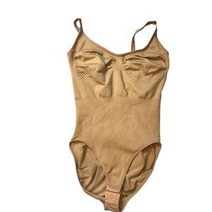 Comfort By Real Womens Shapewear Bodysuit L Tan Nylon/Spandex Adjustable Straps